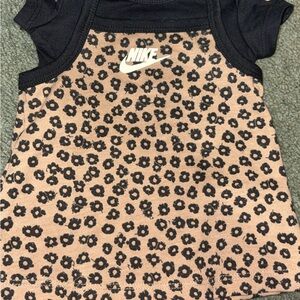 Nike Black and Tan Floral Print Tank Top